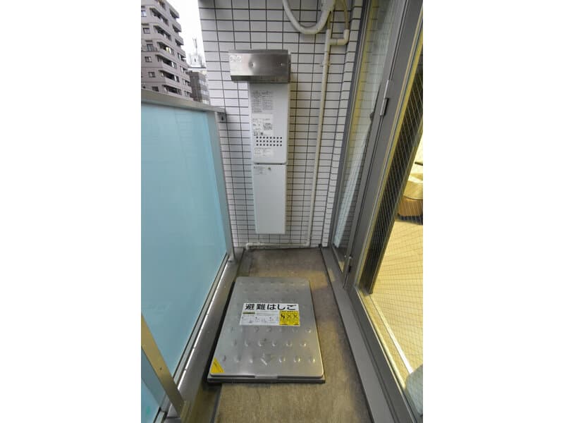 Room image 9