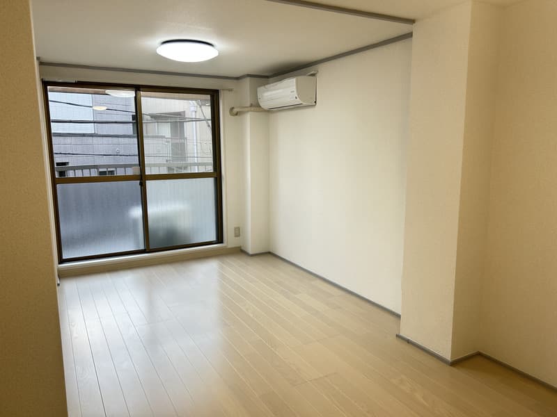 Room image 14