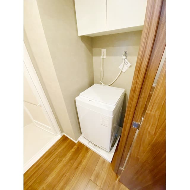 Room image 12