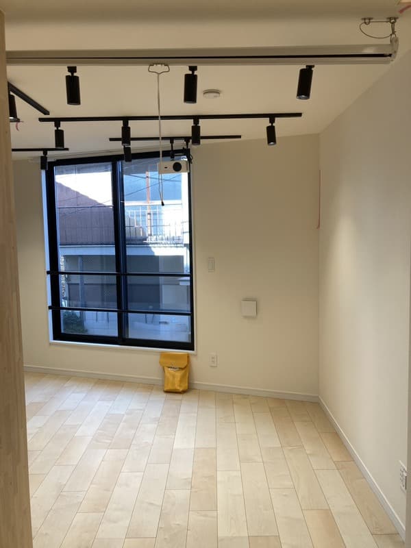Room image 11