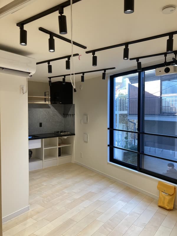 Room image 12