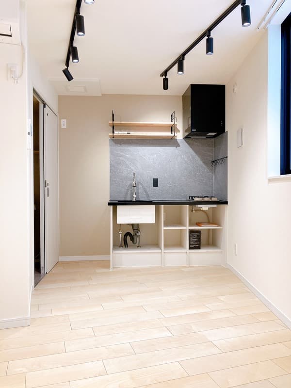 Room image 15