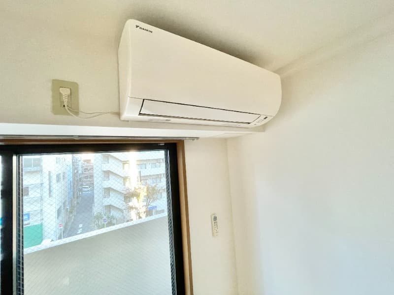 Room image 12