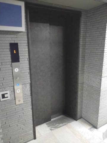 Room image 15