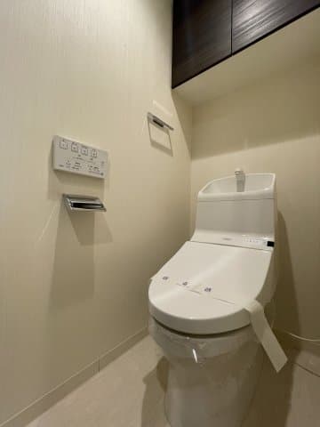 Room image 8