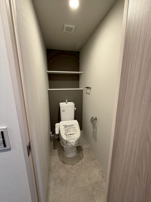 Room image 15