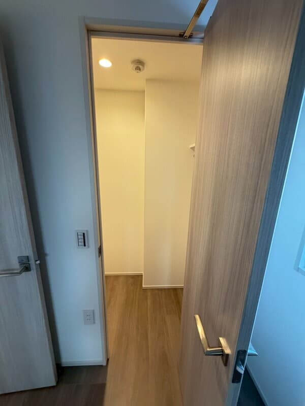Room image 14