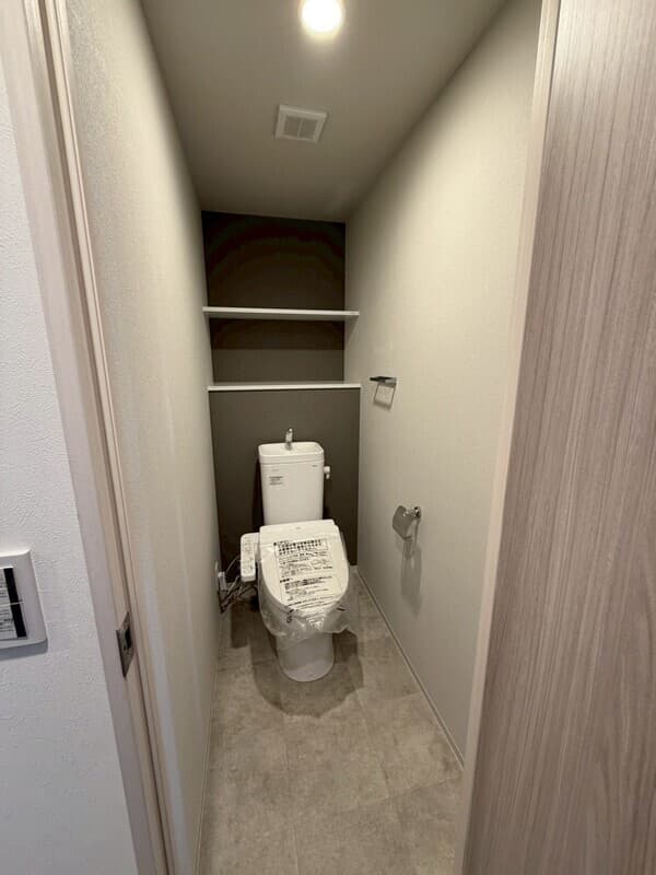 Room image 15