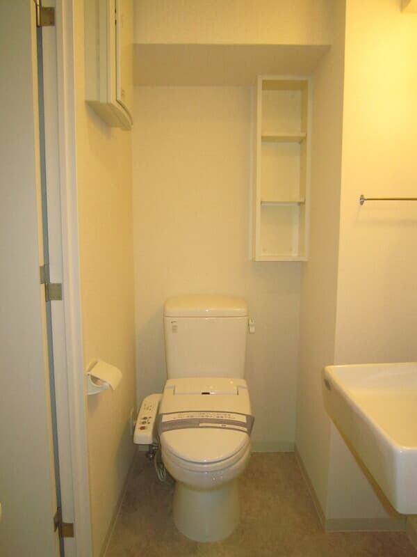 Room image 11