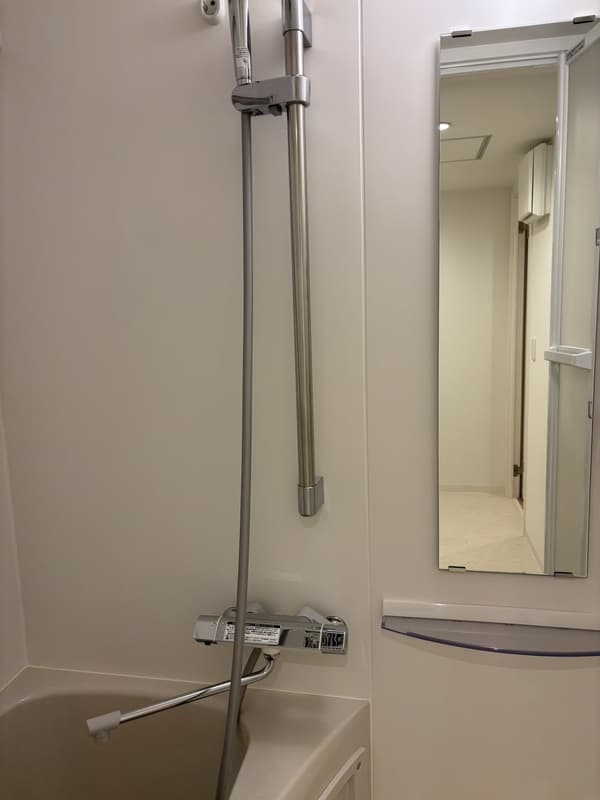 Room image 13