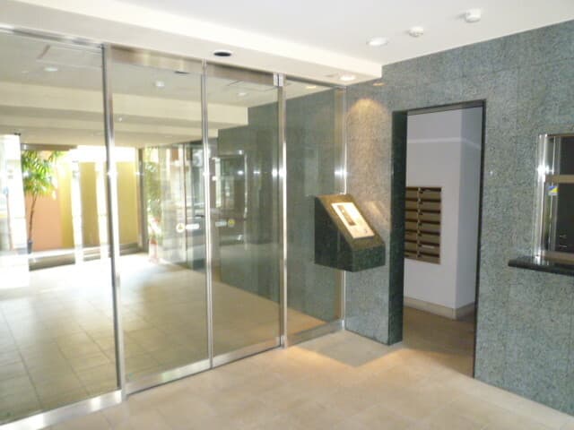 Room image 16