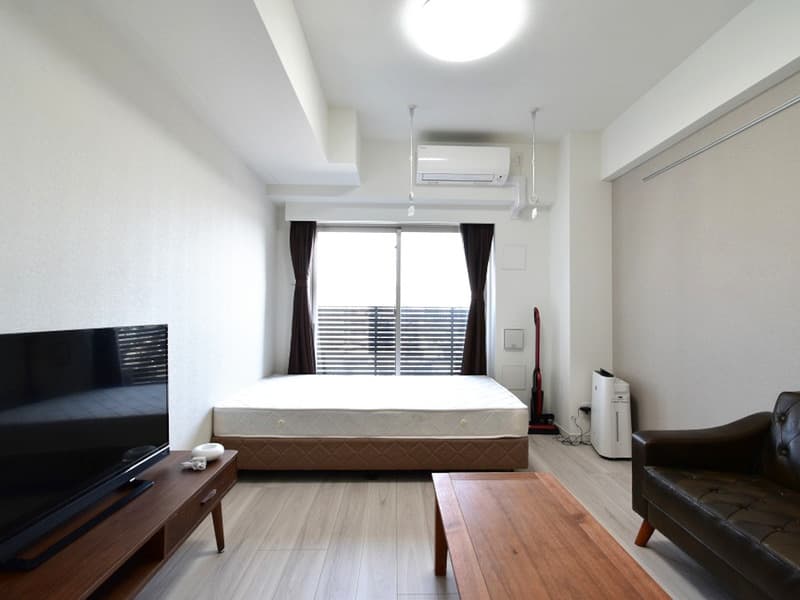 Room image 10