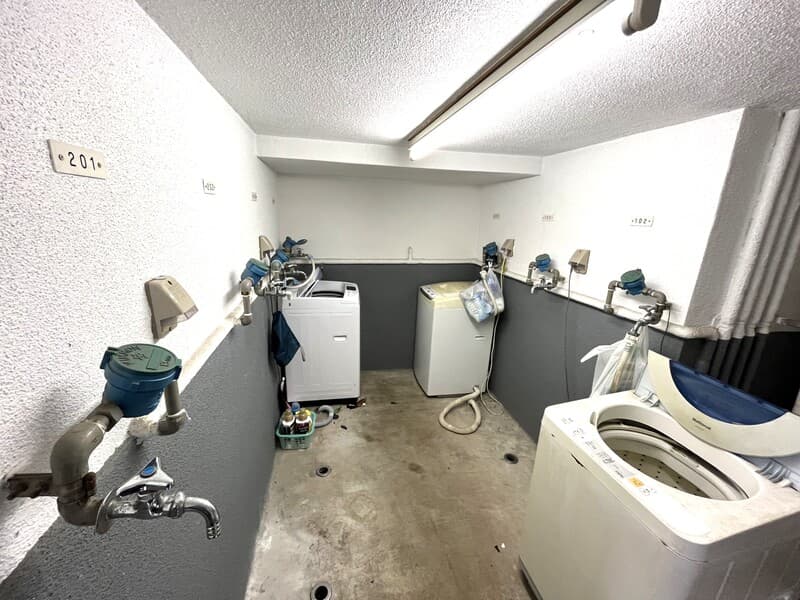 Room image 14