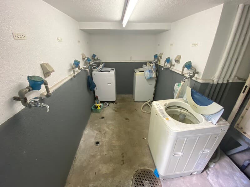 Room image 16