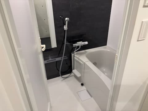 Room image 9