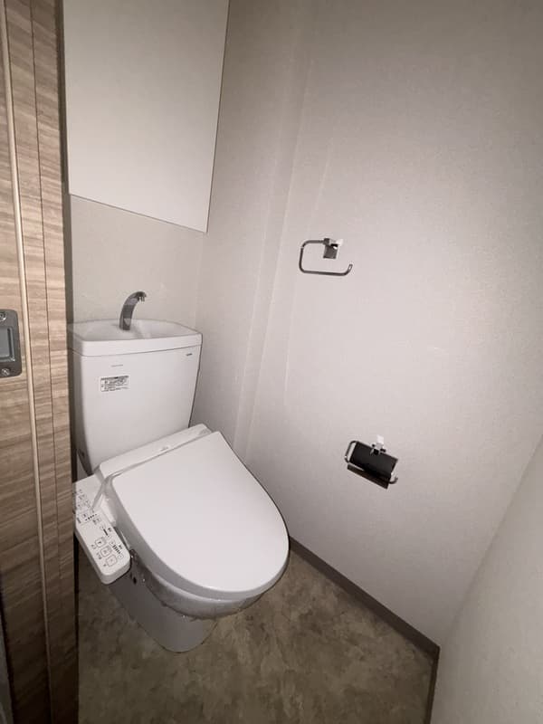 Room image 14