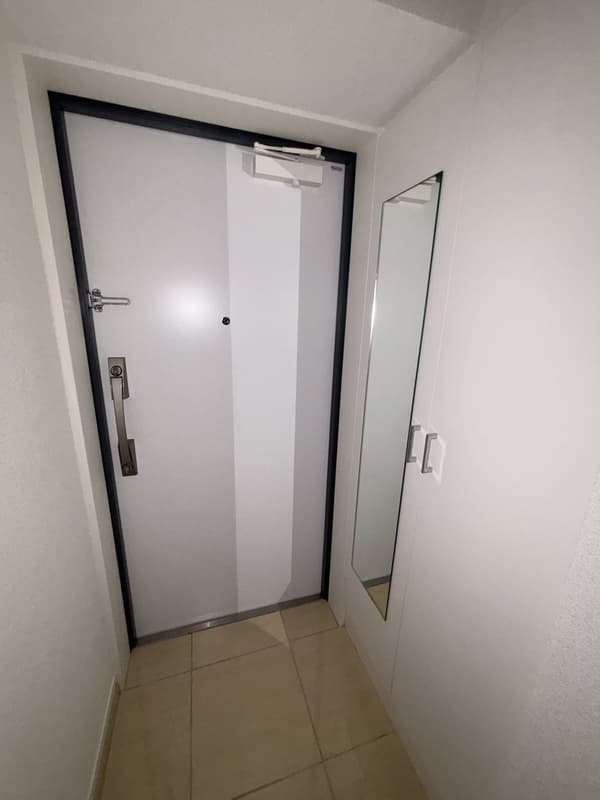 Room image 16