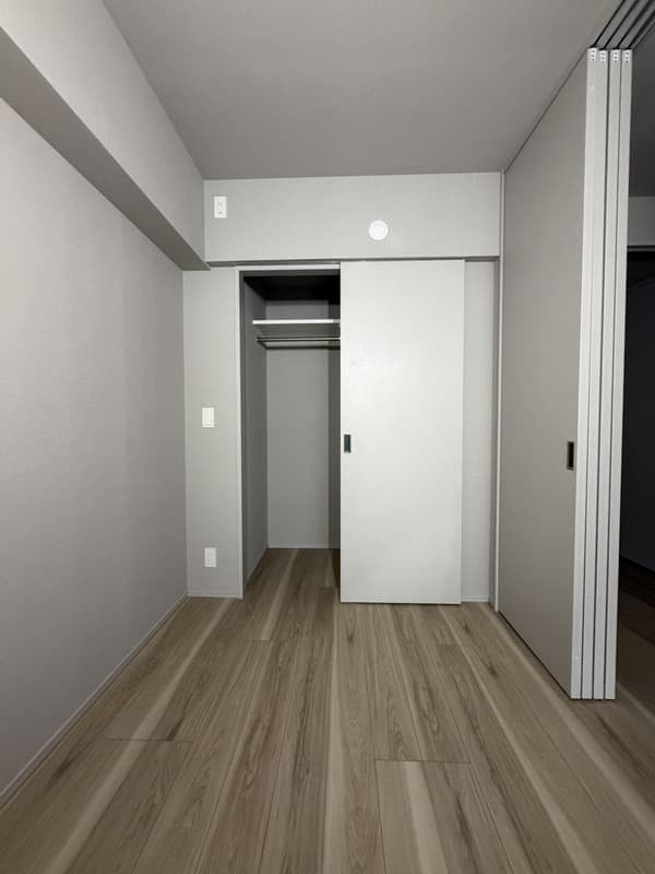 Room image 14