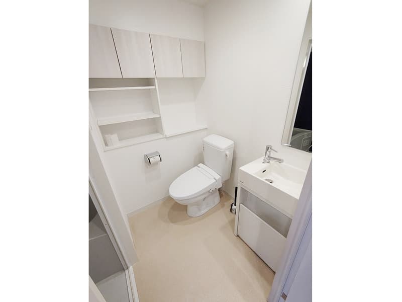 Room image 13