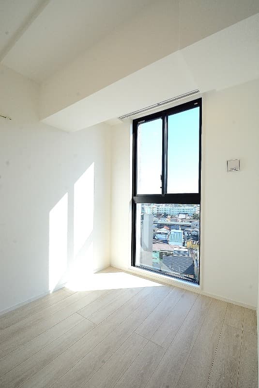 Room image 13