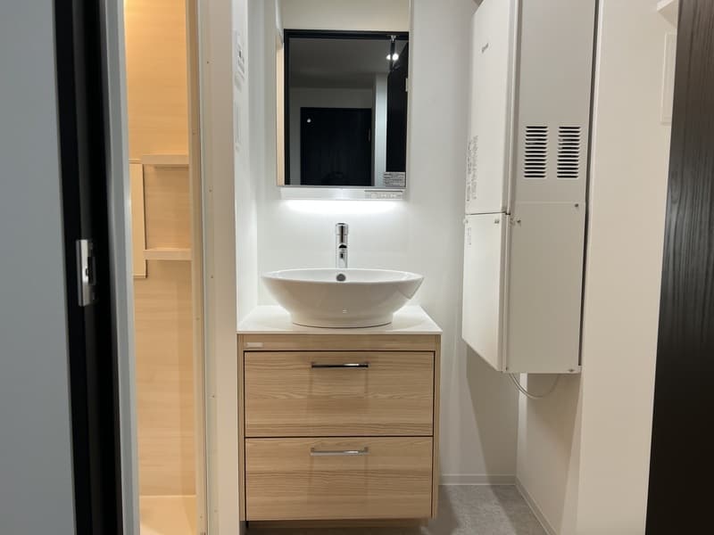 Room image 10