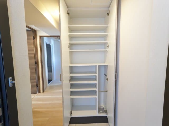 Room image 10