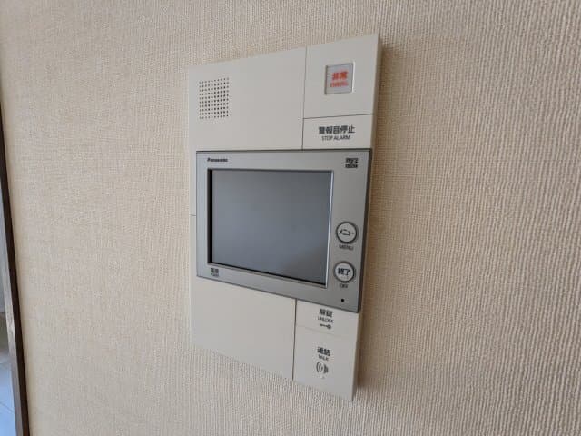 Room image 13