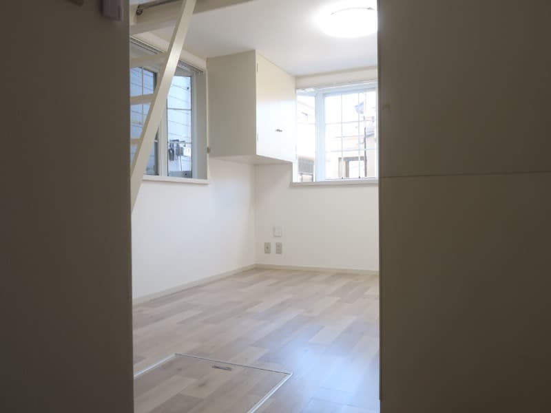 Room image 10
