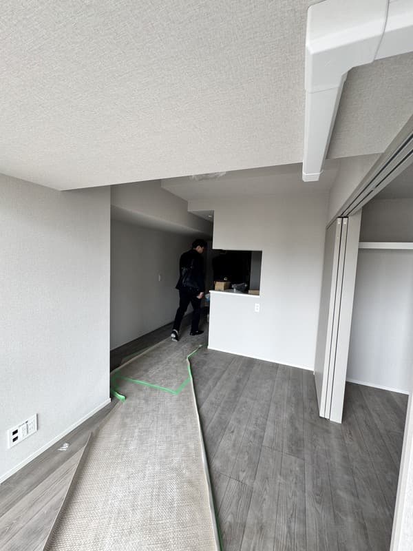 Room image 8