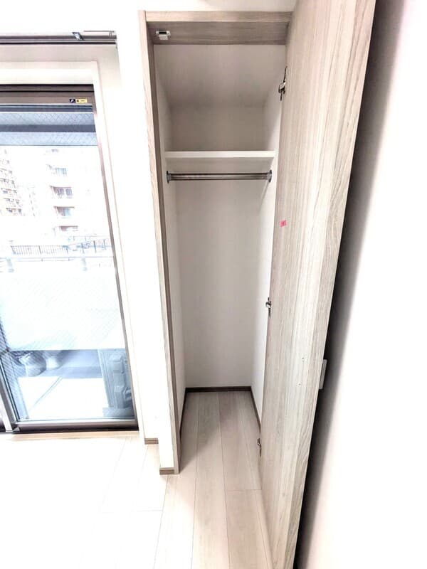 Room image 11