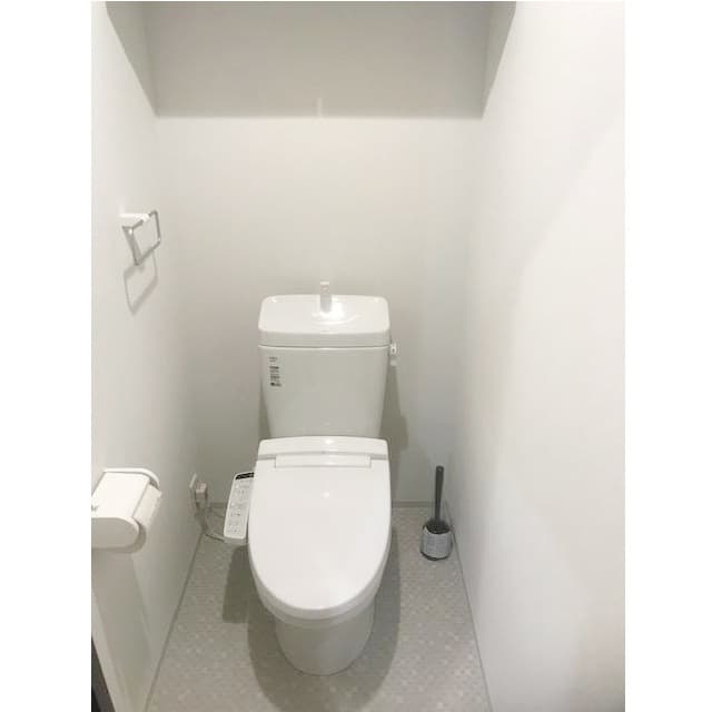 Room image 12