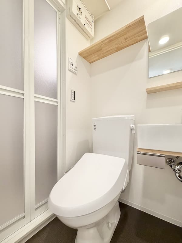 Room image 9