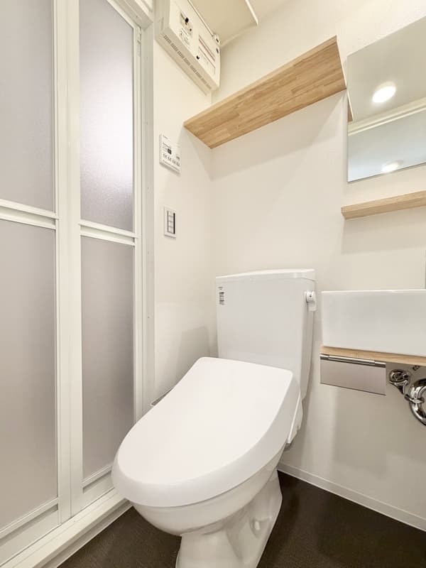 Room image 9