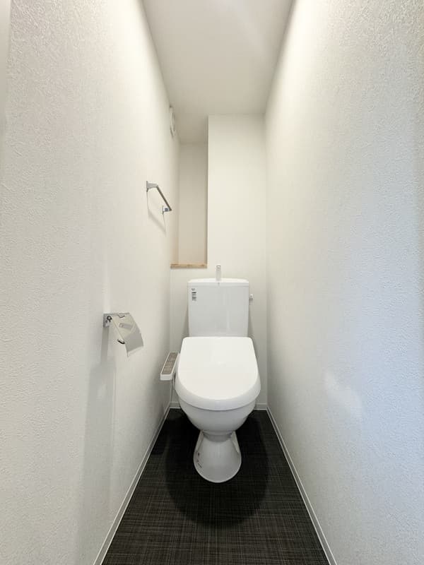 Room image 11