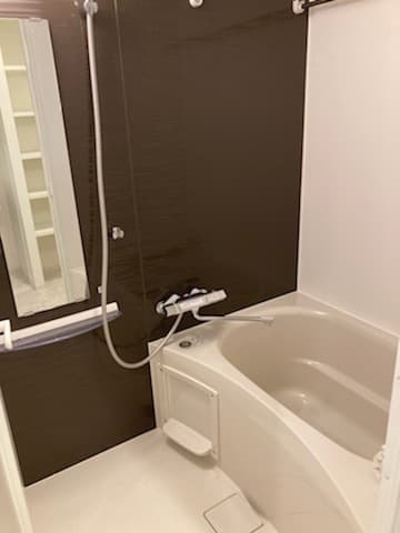 Room image 11