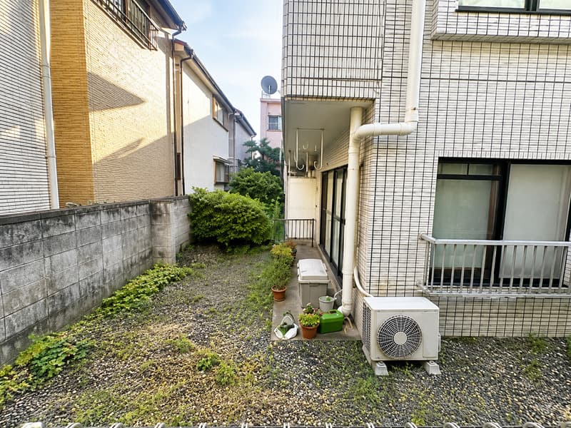 Room image 16