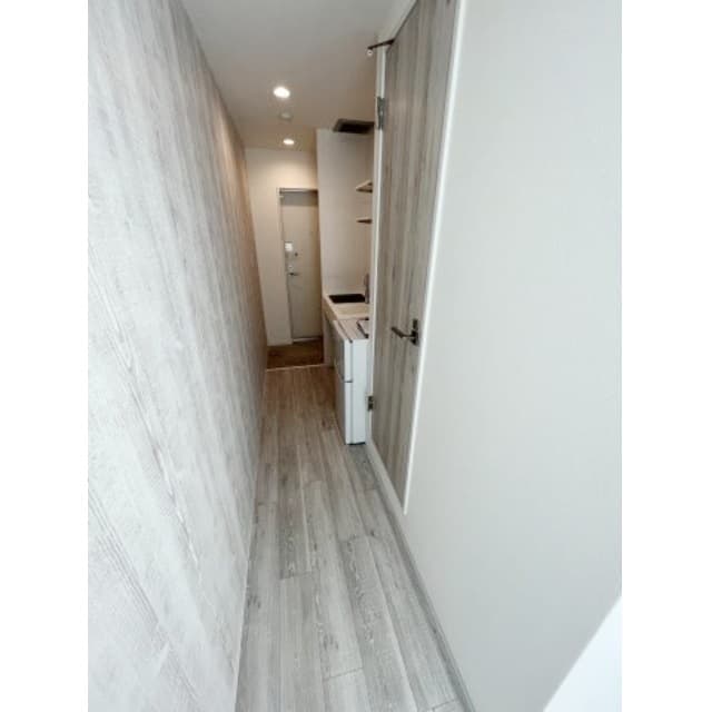 Room image 9