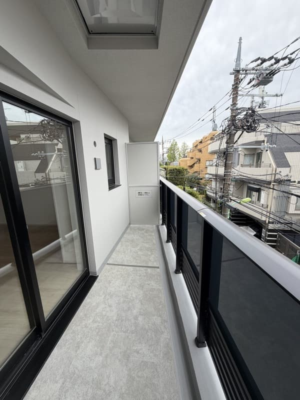 Room image 12