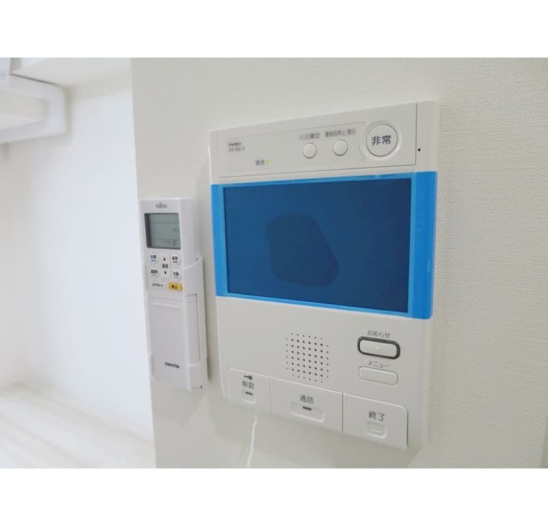 Room image 10