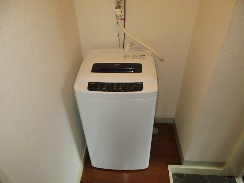 Room image 8