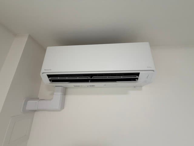 Room image 12