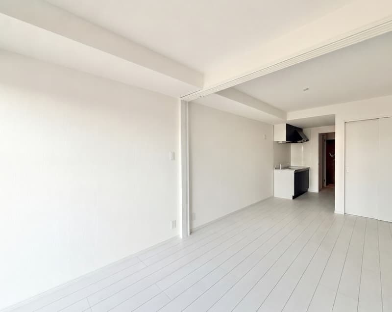 Room image 10