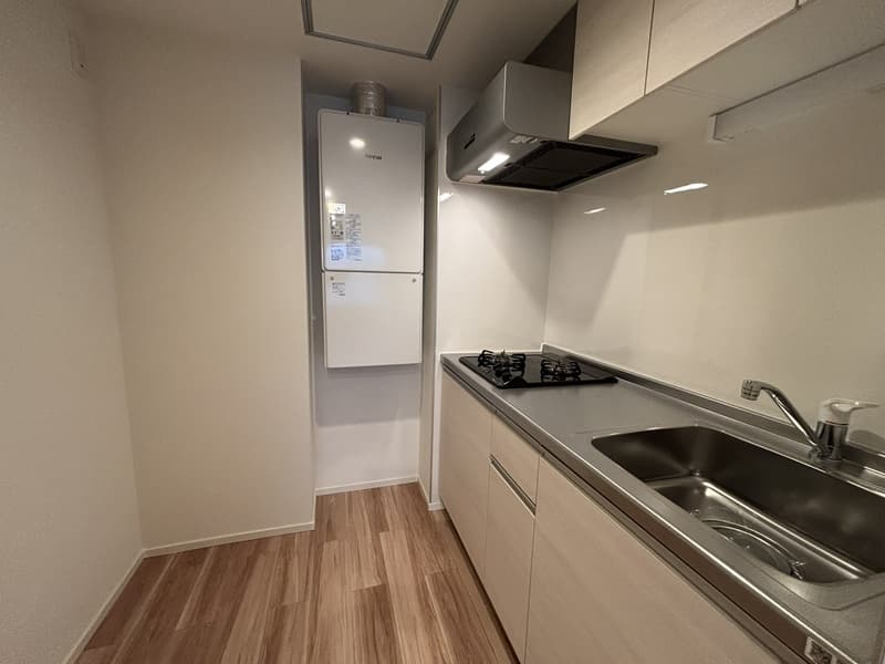 Room image 8