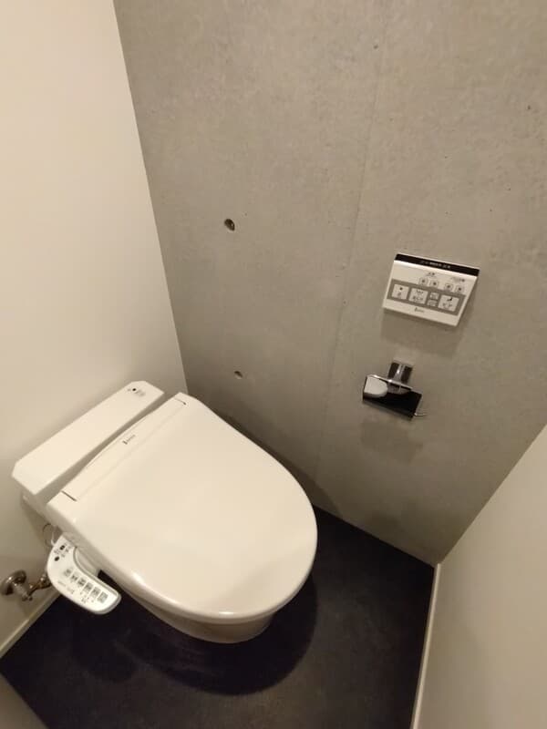 Room image 10
