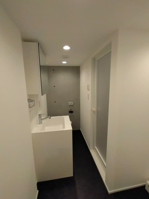 Room image 9