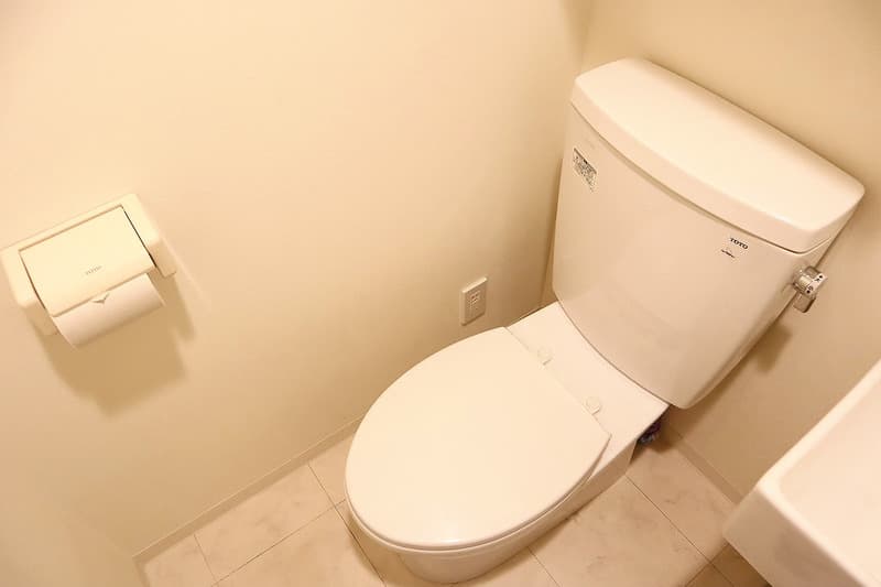 Room image 8