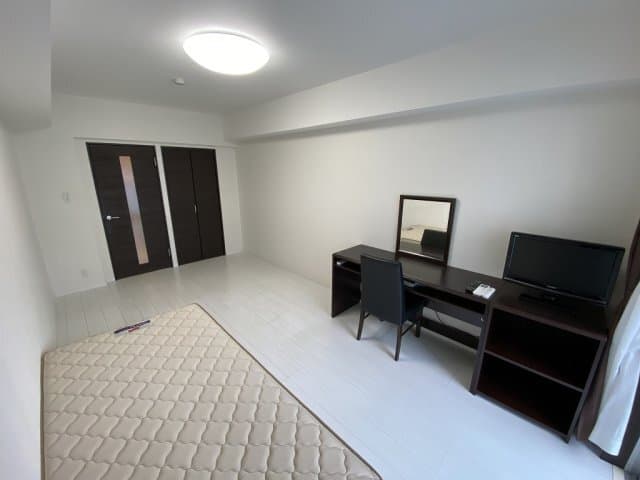 Room image 14