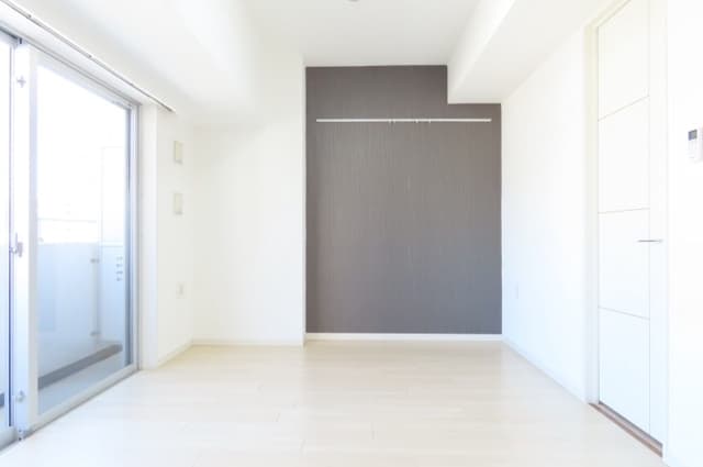 Room image 12