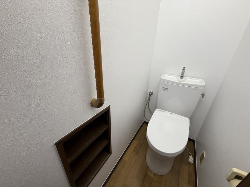 Room image 9