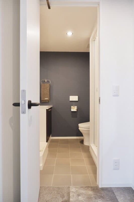 Room image 16